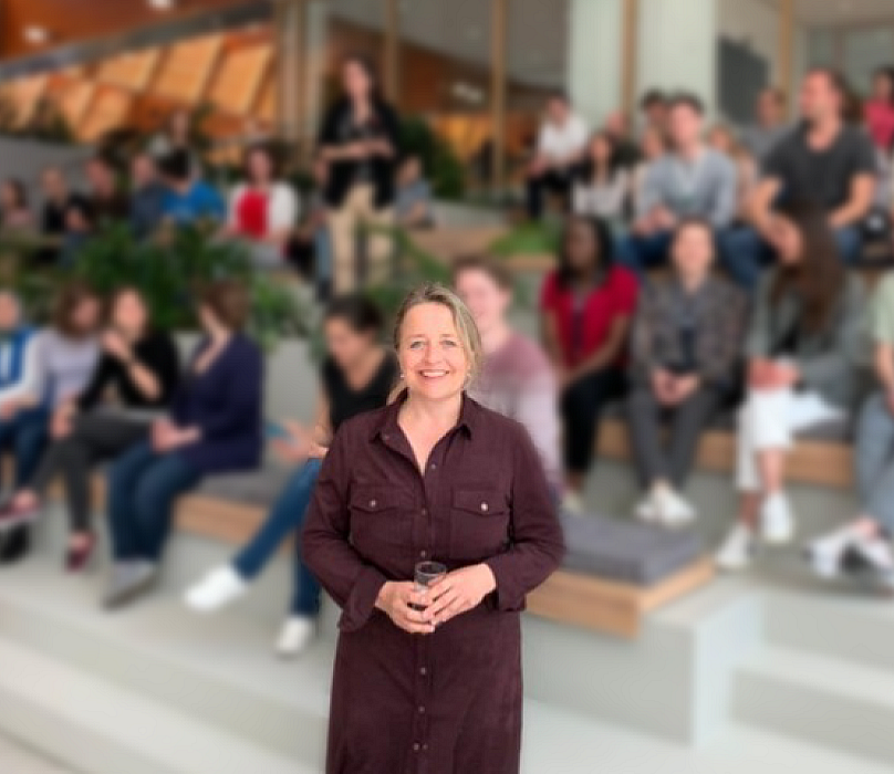 Afbeelding 2 in carrousel van Diensten / Services